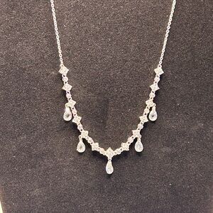 Elegant Silver Necklace with Crystal Accents